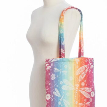 Lenny Lamb sacoşă textilă pentru cumpărături din material de wrap ţesut Dragonfly Rainbow