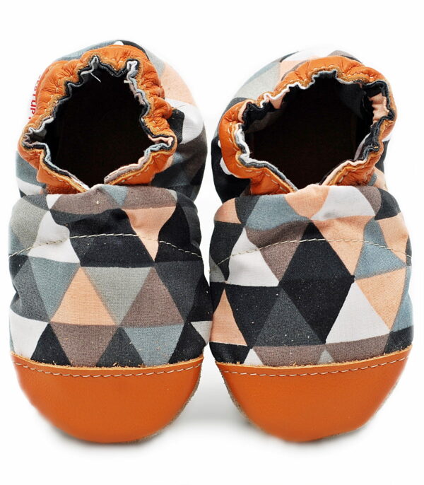 Pantofi din bumbac cu talpă moale și broderie Fiorino EkoTuptusie V2 - World of triangles